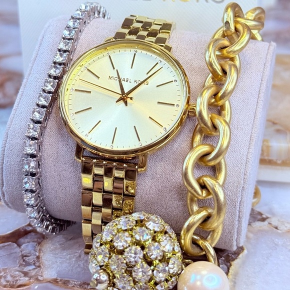 NWT Michael Kors Gold-Tone Bracelet Watch main image 8